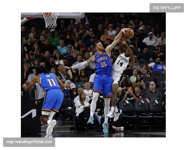 西部前两名胜场数遥遥领先 雷霆马刺形成双雄争霸格局明显